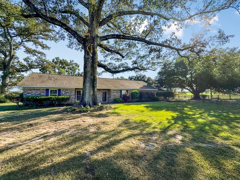 Building Photo - 3018 Wardlaw Rd