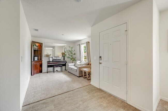 Building Photo - Bright & Spacious 3 Bedroom, 2 Bathroom Home with 2-Car Garage