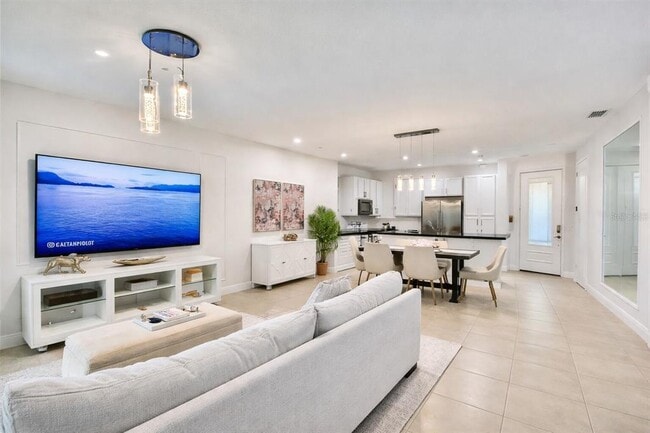 Building Photo - 8458 Kelsall Dr