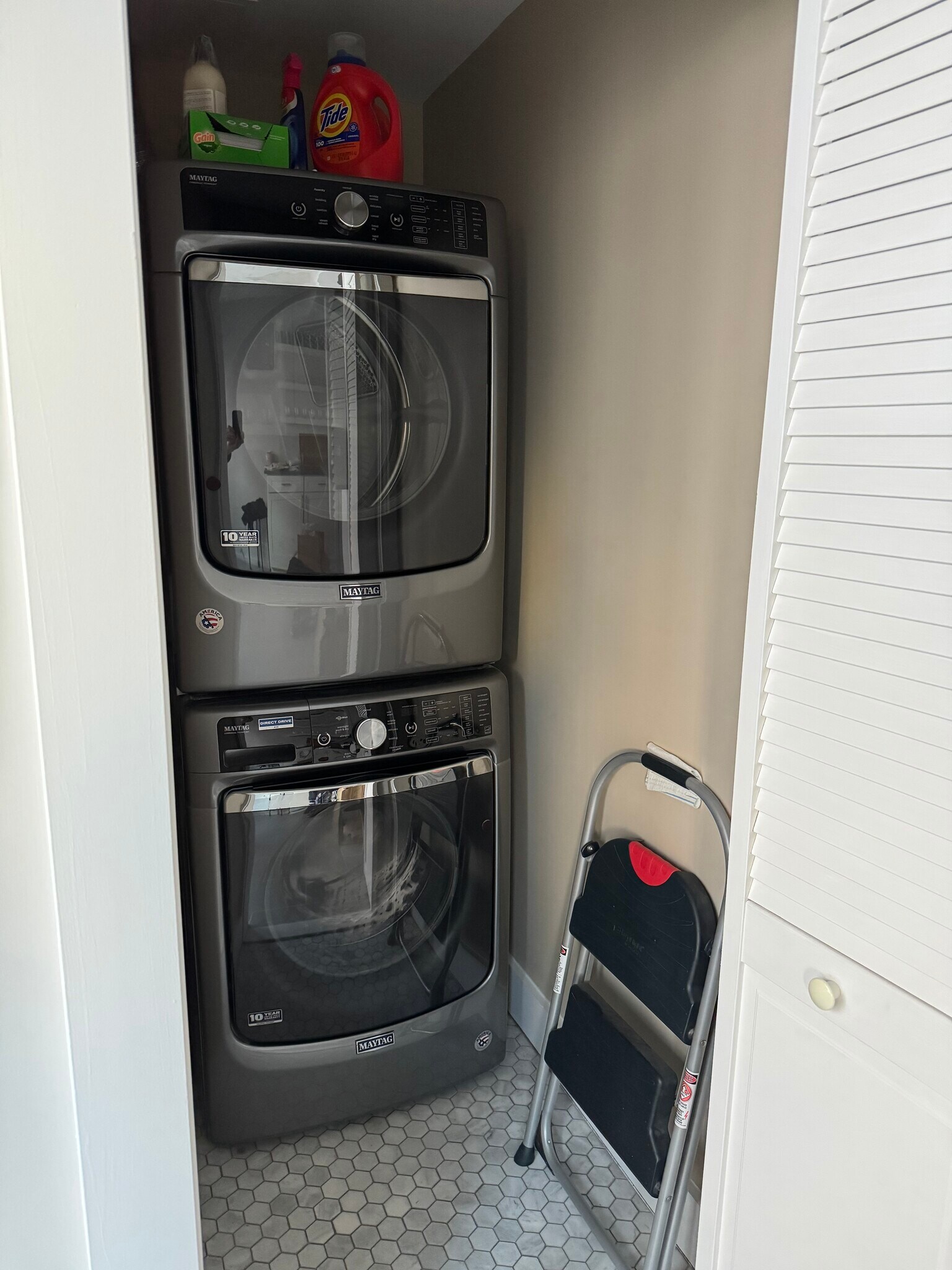 Building Photo - 1414 Quincy St NW