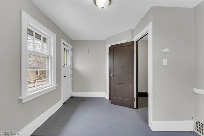 Building Photo - 1144 E 145th St