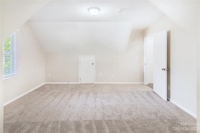 Building Photo - 5806 Katrine Ct