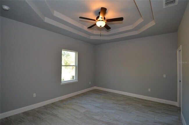 Building Photo - 25 Rosepetal Ln