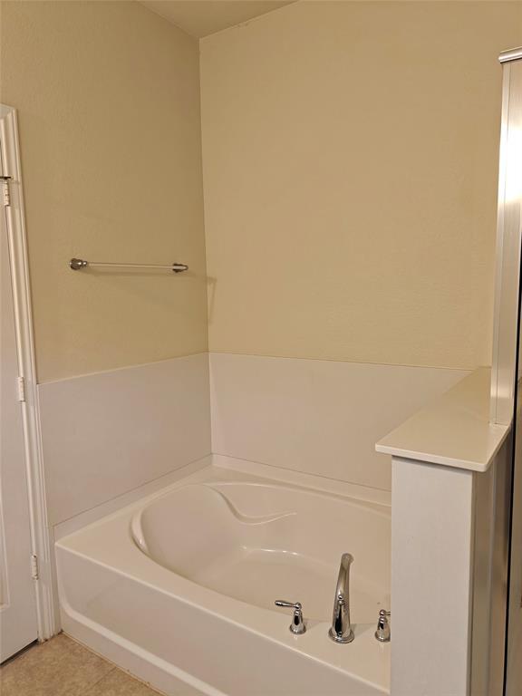 Building Photo - 5610 Hopkins Dr