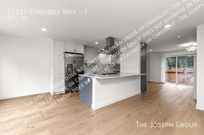 Building Photo - 23317 Edmonds Way