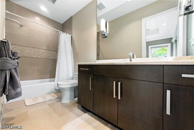 Building Photo - 9169 Mercato Way