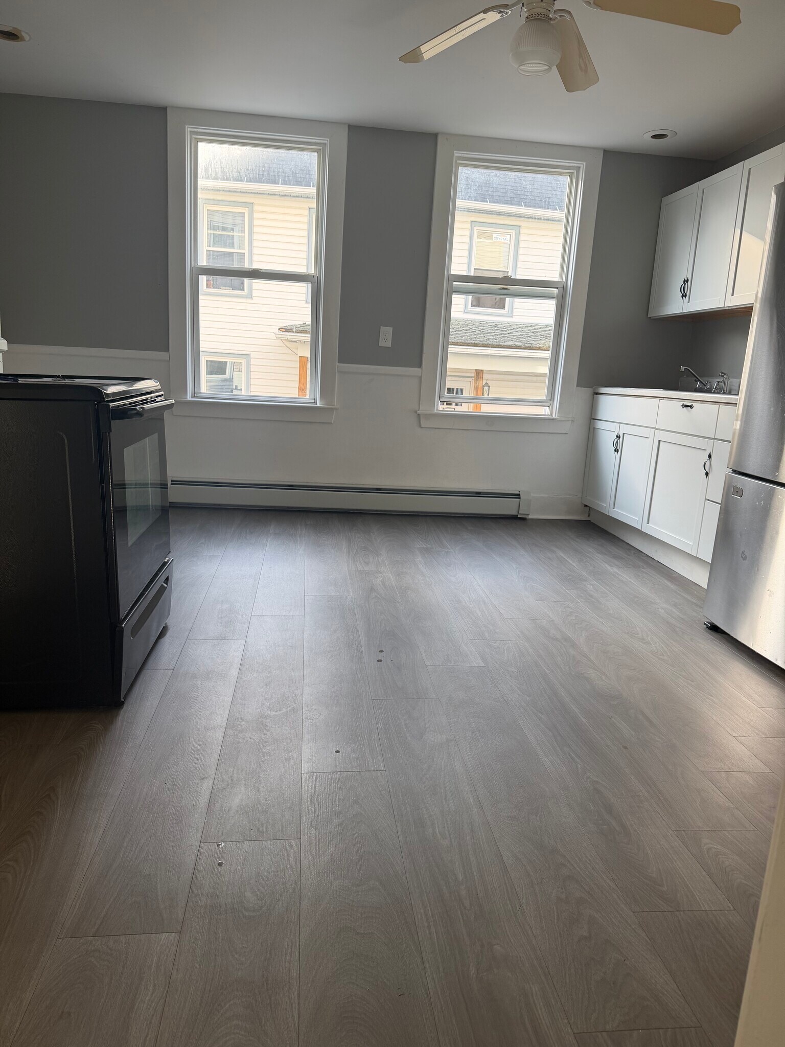 Kitchen - 74 Fourth St