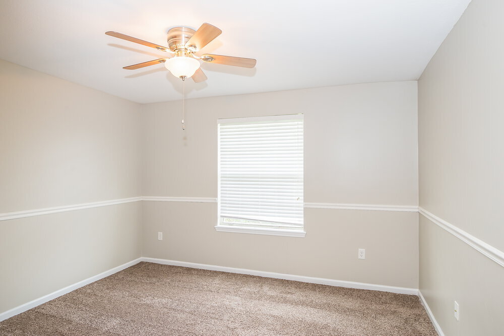 Building Photo - 3289 Avalon Dr