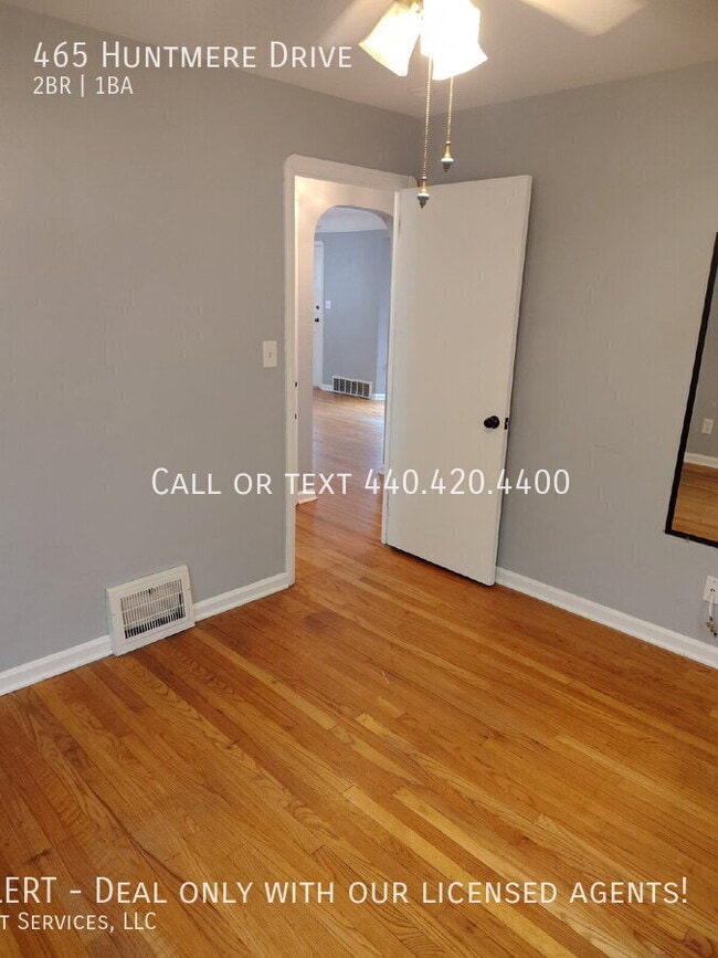 Building Photo - 465 Huntmere Dr