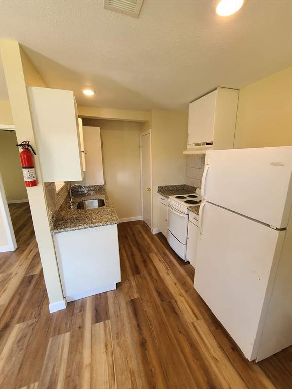 Building Photo - 13733 Duncum St