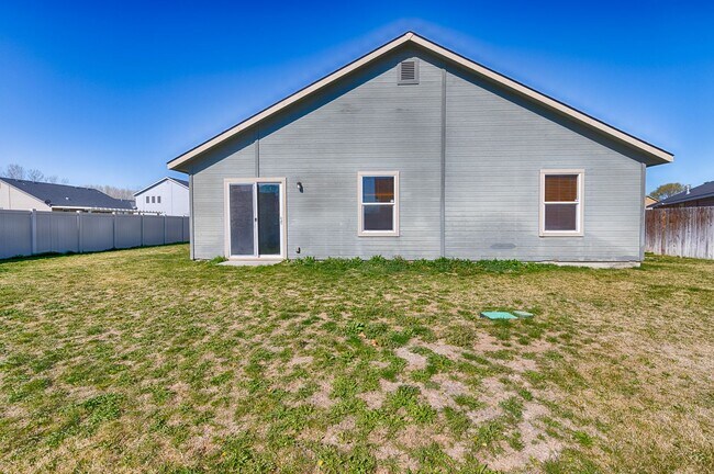 Building Photo - 1052 N Star Bright Ln