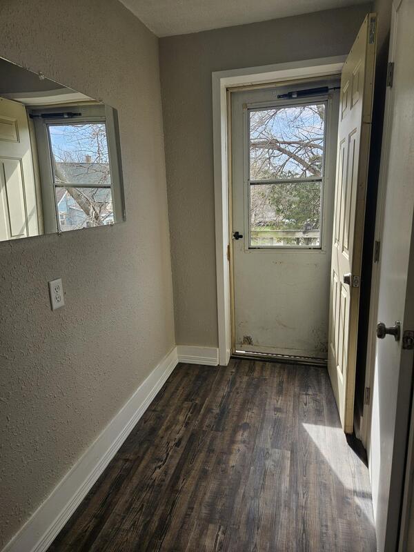 Building Photo - 208 N Brooke St