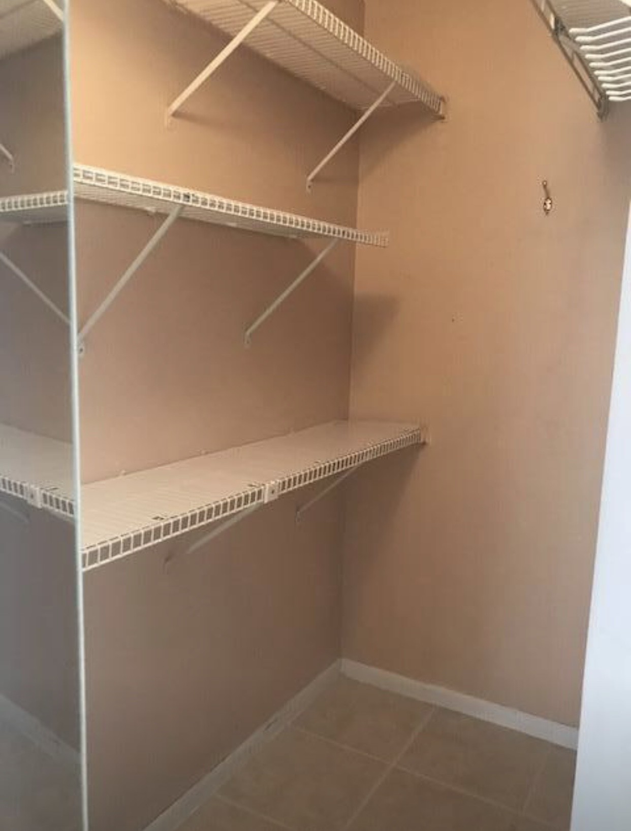 Master walking closet - 10323 Boca Bend W