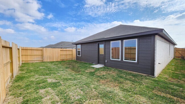 Building Photo - 26850 Cascade Sunrise St