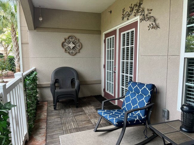 Building Photo - First Floor Condo at Bridgepointe - Beauti...