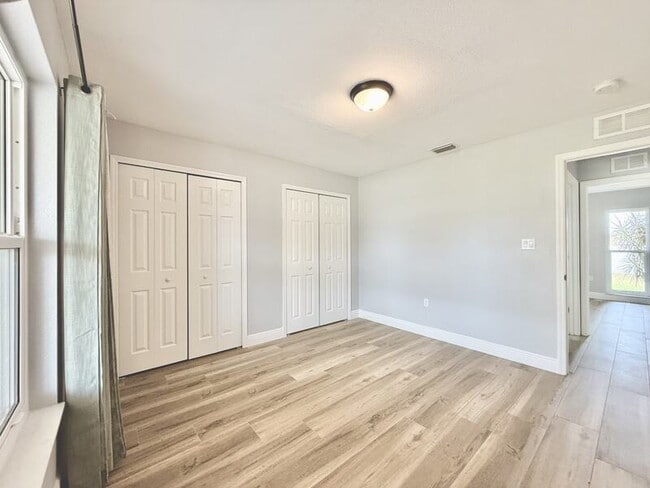 Building Photo - 22148 Lockport Ave