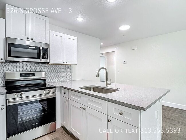 Building Photo - 326 S Grosse Ave