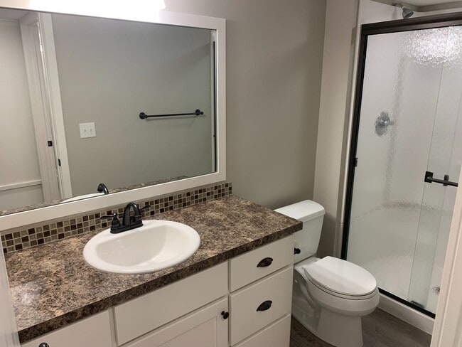 Building Photo - Completely remodeled 4 bedroom home! Hudsonville Schools