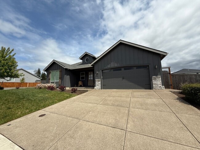Primary Photo - 3Bed/2 Bathroom Beautiful New Construction...