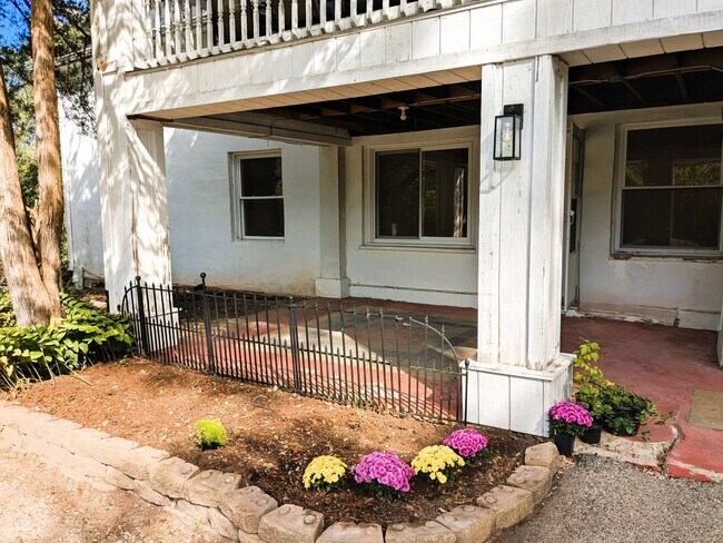 Building Photo - 38185 N State Park Rd