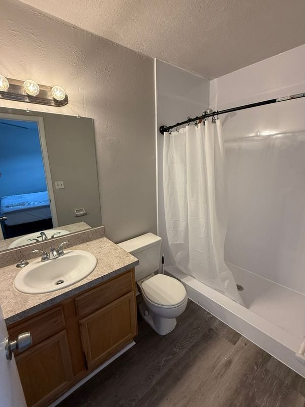 Building Photo - 5110 Sunridge Palms Dr