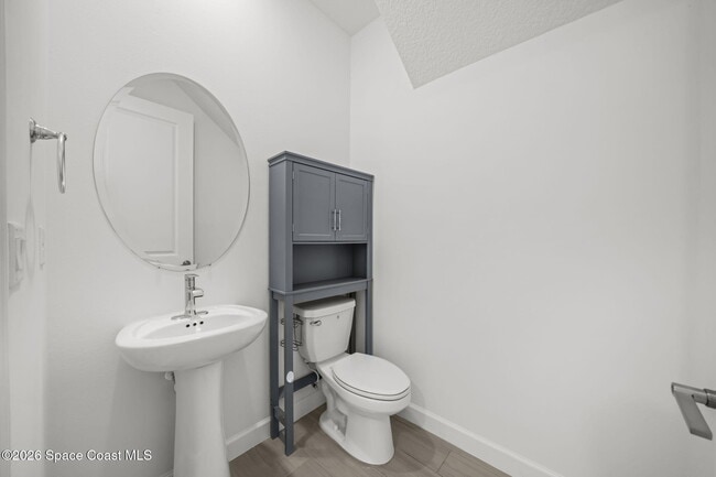 Building Photo - 640 Veridian Cir NW