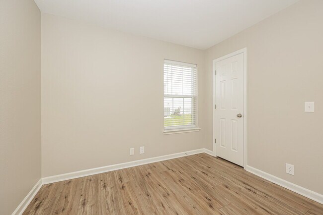 Building Photo - 5129 Brookstone Ct