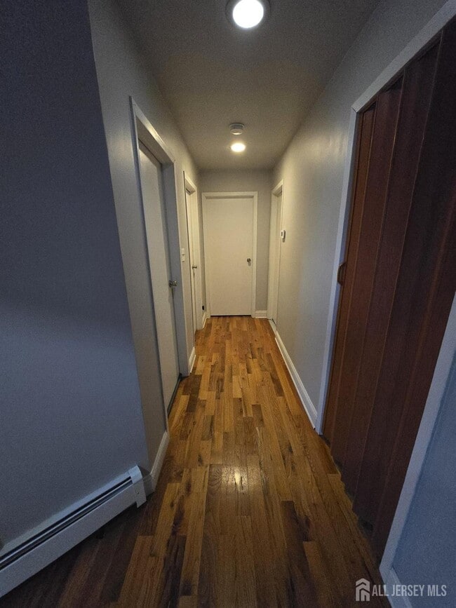 Building Photo - 1912 Montgomery St