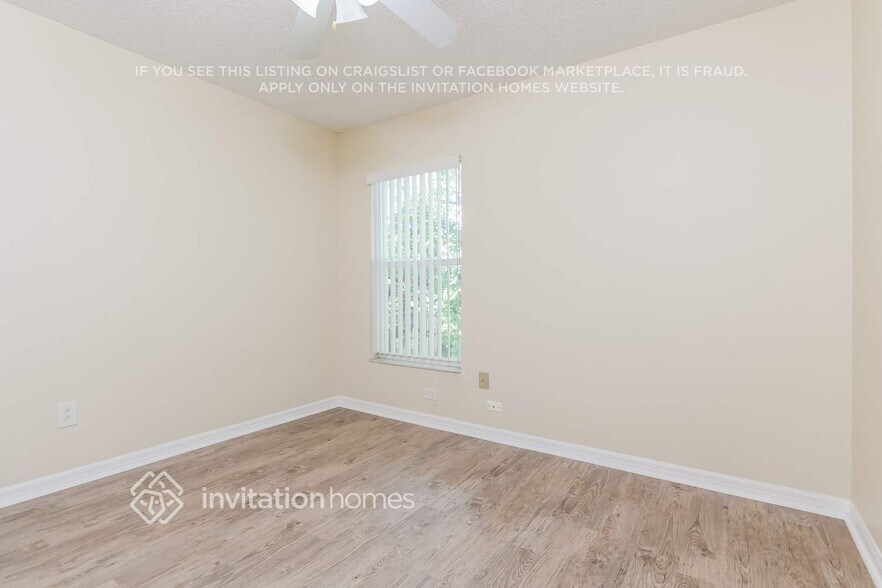 Building Photo - 2113 Fish Eagle St