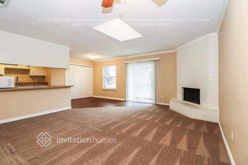 Building Photo - 5411 Vermillion Trail