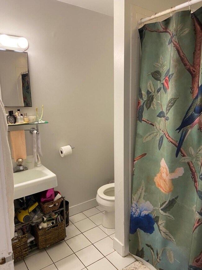 Building Photo - 1 bedroom in Boston MA 02120