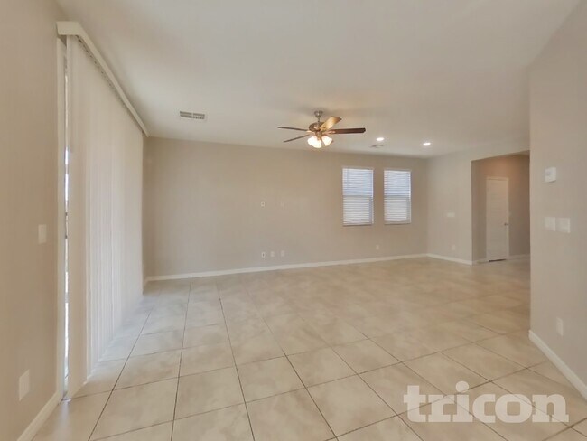 Building Photo - 6563 Smithville Ave