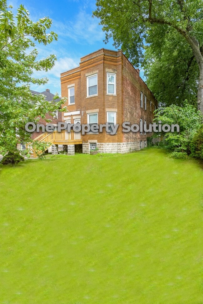 Building Photo - 35 Ruth St