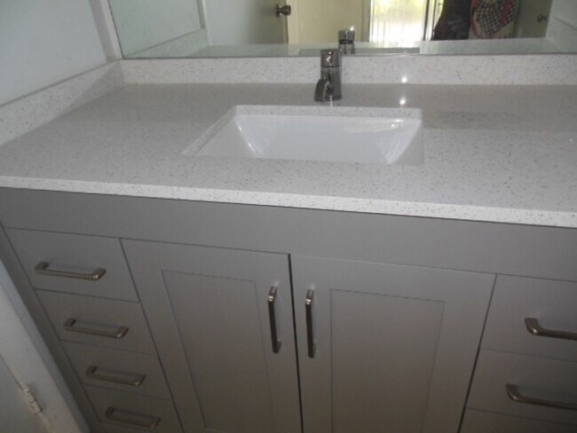 Building Photo - ONE BEDROOM ONE BATHROOM! WATERFRONT COMMUNITY!