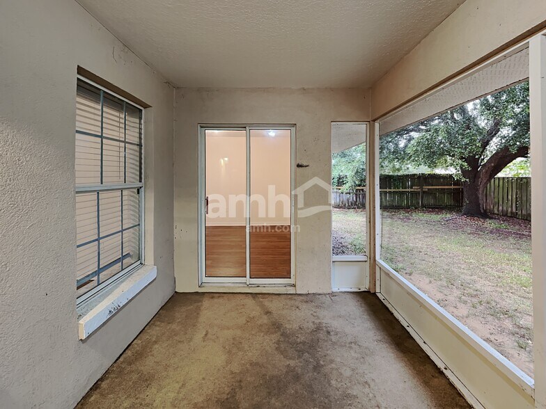 Building Photo - 4611 Treasure Cay Rd