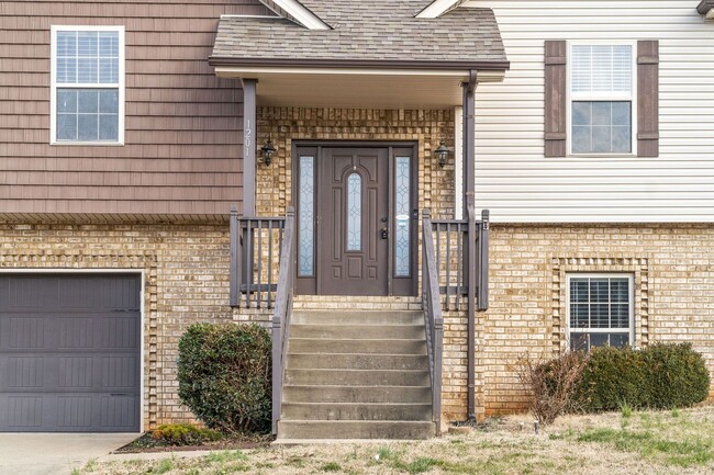 Building Photo - Four Bedroom with Finished Basement!