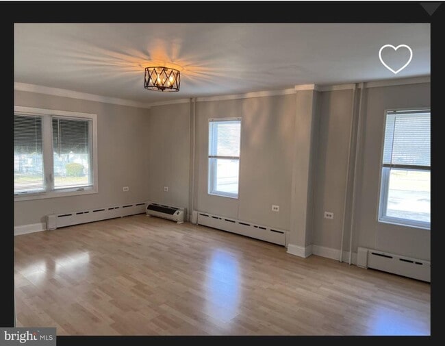 Building Photo - 629 White Horse Ave