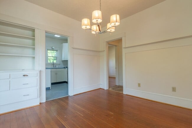 Building Photo - 5534 N Missouri Ave