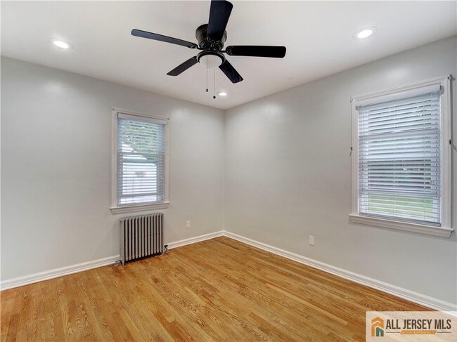 Building Photo - 213 Milltown Rd