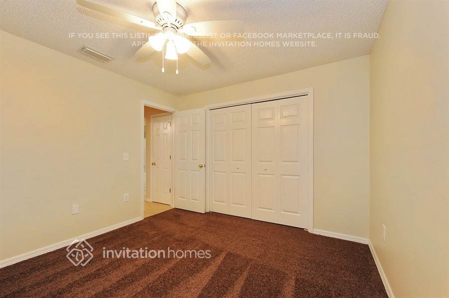 Building Photo - 1806 Suzanne Ln