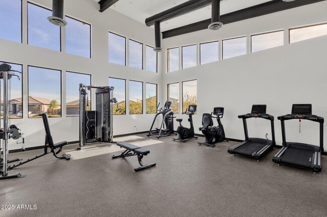 Building Photo - 5823 E Rose Garden Ln