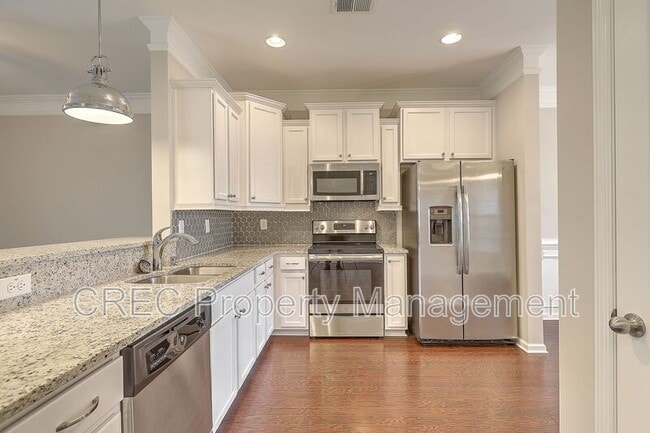 Building Photo - 270 Swallowtail Ln