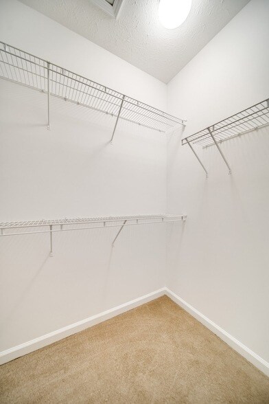 Building Photo - 107 Havenwood Ct