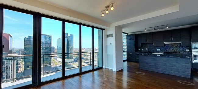 Building Photo - 610 W Wayman St