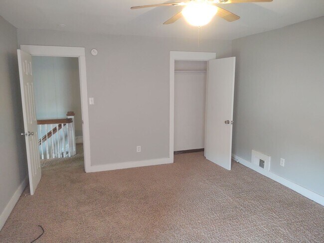 Building Photo - SW 619/621 23rd St