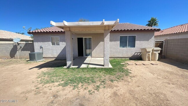 Building Photo - 7381 W Palo Verde Dr