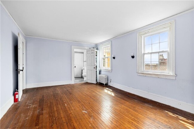 Building Photo - 34 Congdon St