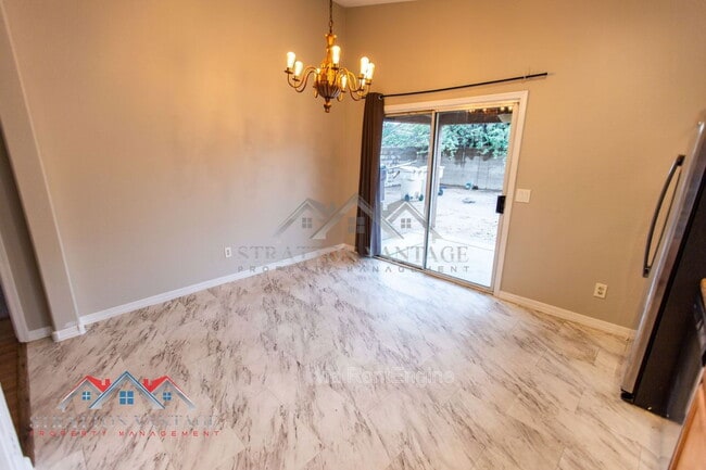 Building Photo - 6714 E Flynn Ave