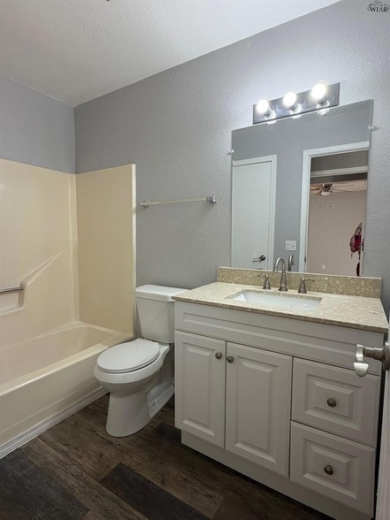 Building Photo - 4110 Faith Rd