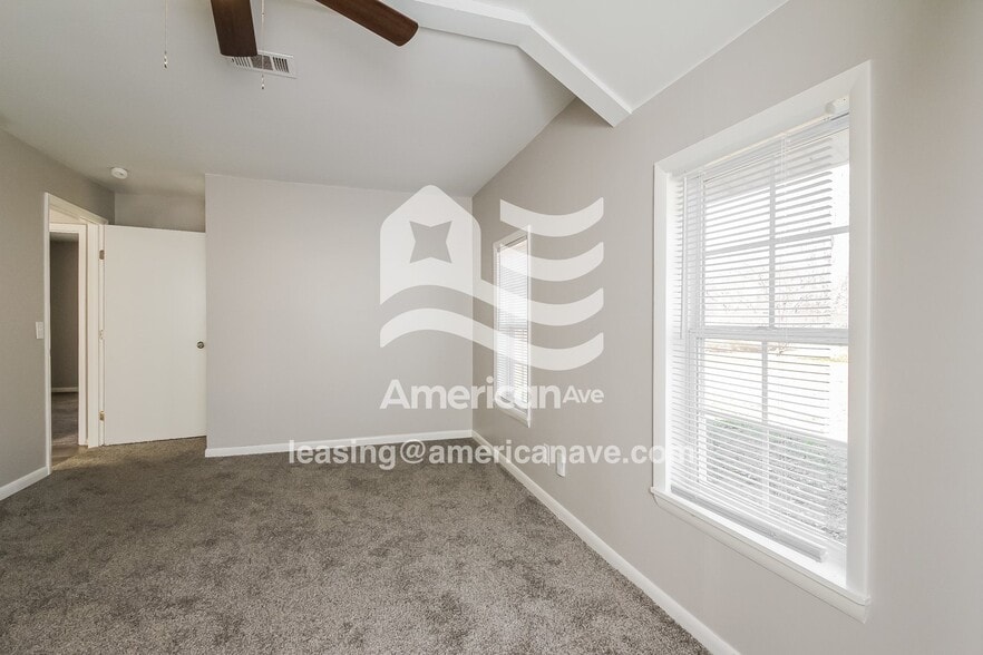 Building Photo - 916 1/2 North Willow Road, 74063; #1977520 - 1977520